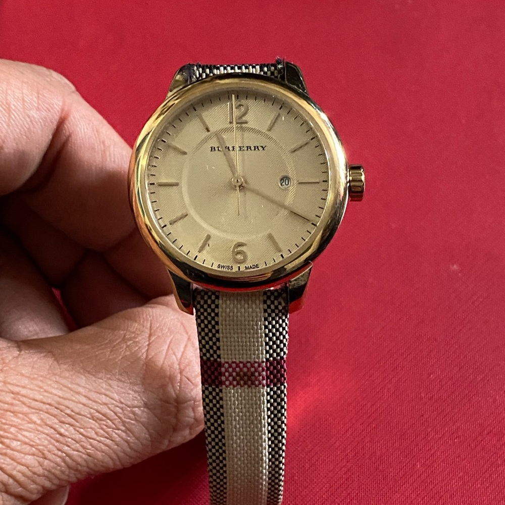 Burberry bu10104 classic women watch
